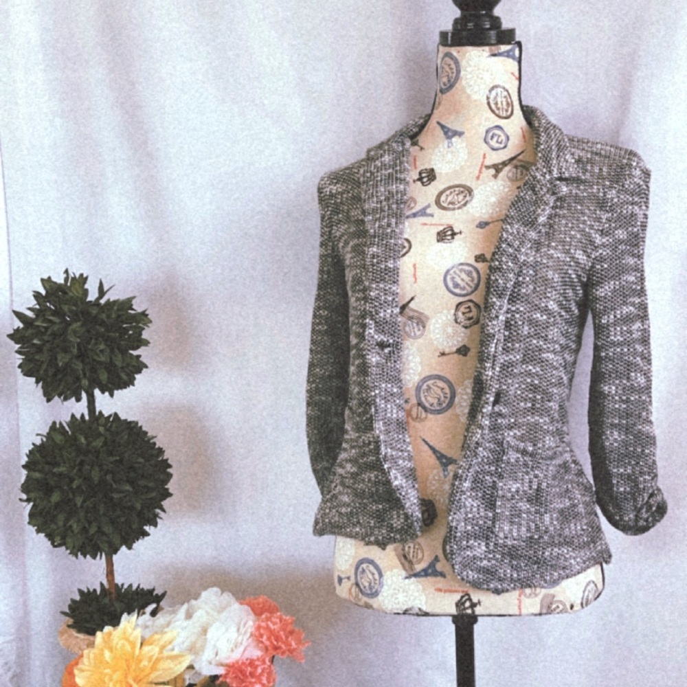 Small cropped business jacket